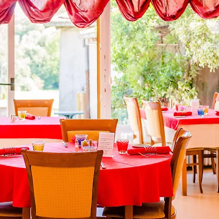 Le Commerce Hotel Dompaire