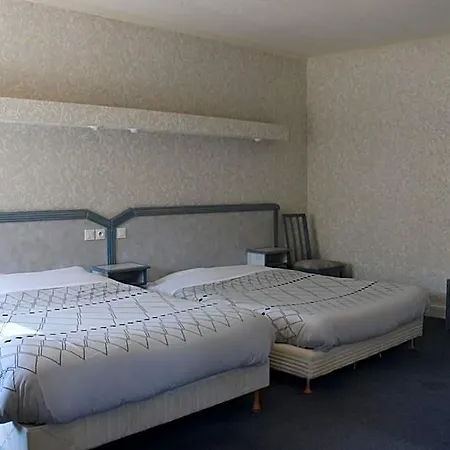 De Hotel 2*