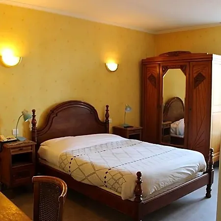 De Hotel 2*