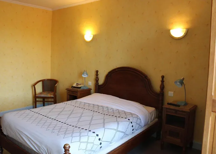 Hotel Le Commerce 2*