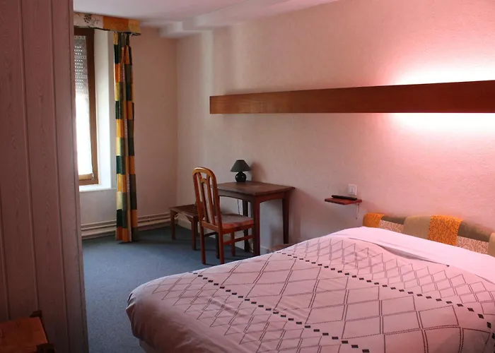 فندق De Dompaire