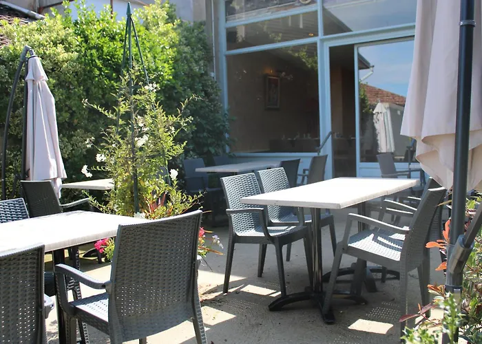 Hotel Le Commerce 2*