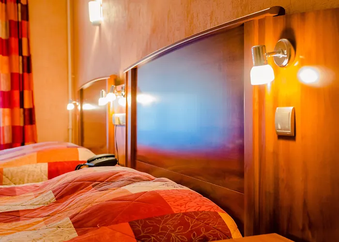 Hotel Le Commerce 2*